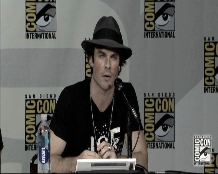 VampireDiariesWorld-dot-nl_S6TheVampireDiaires2014Comic-ConPanel1255.jpg