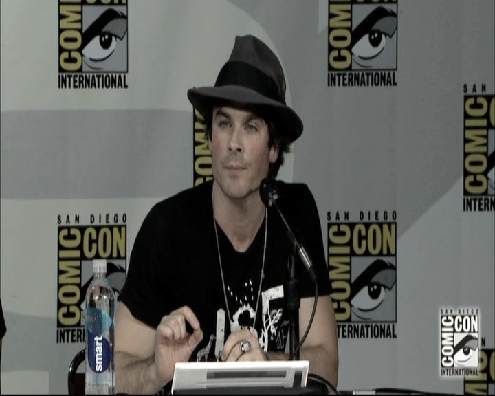 VampireDiariesWorld-dot-nl_S6TheVampireDiaires2014Comic-ConPanel1261.jpg