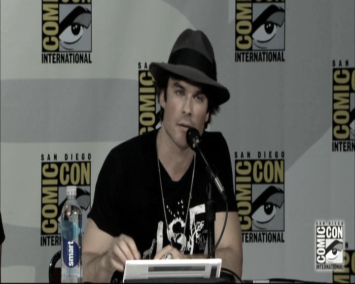 VampireDiariesWorld-dot-nl_S6TheVampireDiaires2014Comic-ConPanel1262.jpg