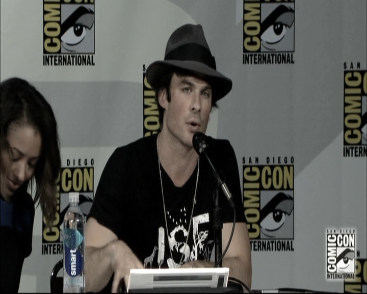 VampireDiariesWorld-dot-nl_S6TheVampireDiaires2014Comic-ConPanel1267.jpg