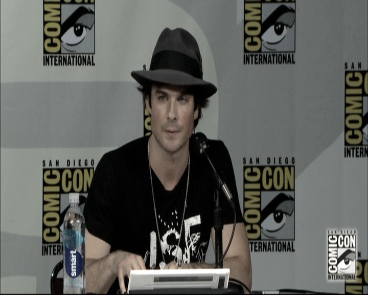 VampireDiariesWorld-dot-nl_S6TheVampireDiaires2014Comic-ConPanel1275.jpg