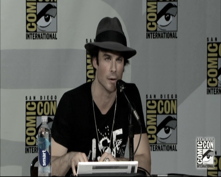 VampireDiariesWorld-dot-nl_S6TheVampireDiaires2014Comic-ConPanel1276.jpg