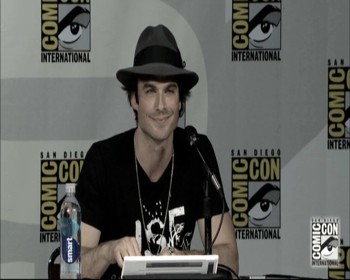 VampireDiariesWorld-dot-nl_S6TheVampireDiaires2014Comic-ConPanel1277.jpg