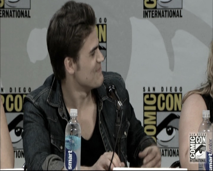 VampireDiariesWorld-dot-nl_S6TheVampireDiaires2014Comic-ConPanel1297.jpg