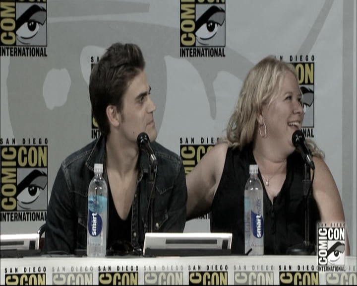 VampireDiariesWorld-dot-nl_S6TheVampireDiaires2014Comic-ConPanel1368.jpg