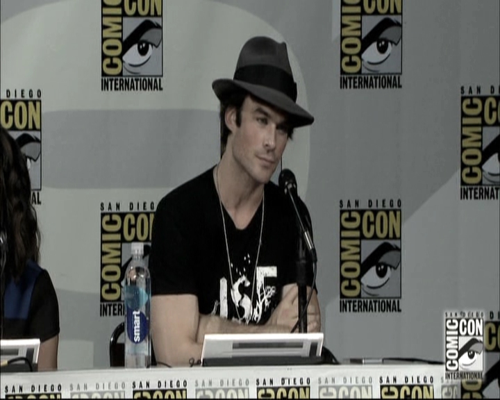 VampireDiariesWorld-dot-nl_S6TheVampireDiaires2014Comic-ConPanel1372.jpg