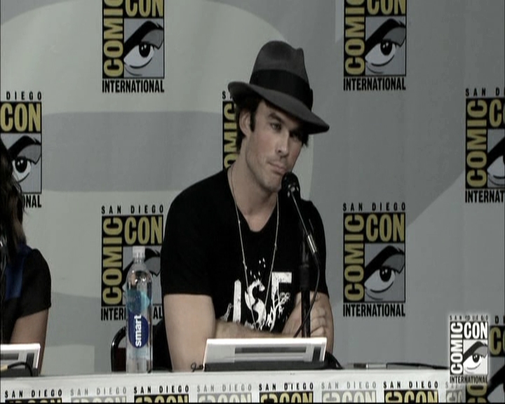 VampireDiariesWorld-dot-nl_S6TheVampireDiaires2014Comic-ConPanel1373.jpg