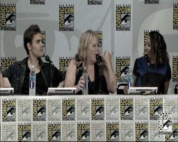 VampireDiariesWorld-dot-nl_S6TheVampireDiaires2014Comic-ConPanel1460.jpg