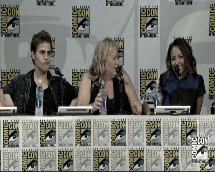 VampireDiariesWorld-dot-nl_S6TheVampireDiaires2014Comic-ConPanel1476.jpg