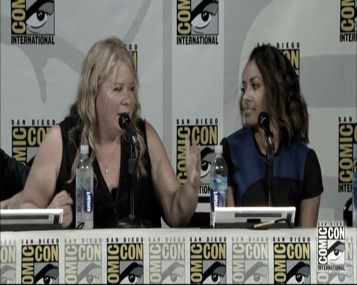 VampireDiariesWorld-dot-nl_S6TheVampireDiaires2014Comic-ConPanel1509.jpg