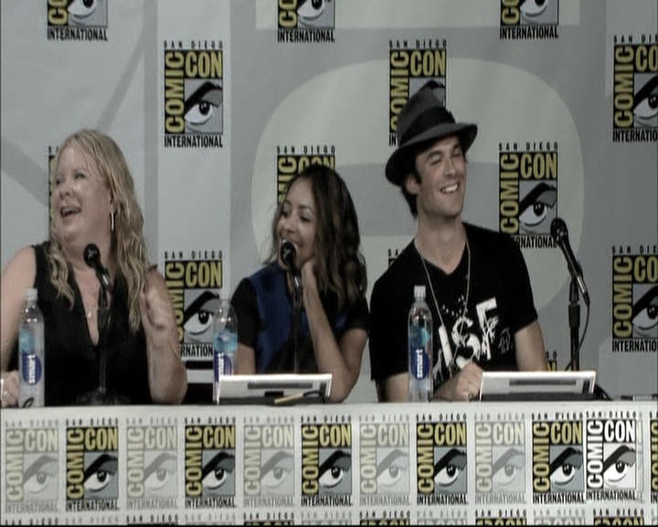 VampireDiariesWorld-dot-nl_S6TheVampireDiaires2014Comic-ConPanel1563.jpg