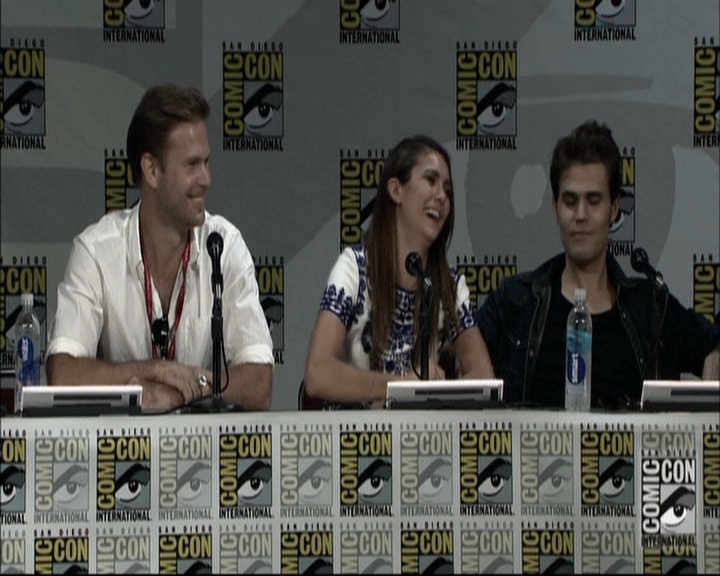 VampireDiariesWorld-dot-nl_S6TheVampireDiaires2014Comic-ConPanel1577.jpg