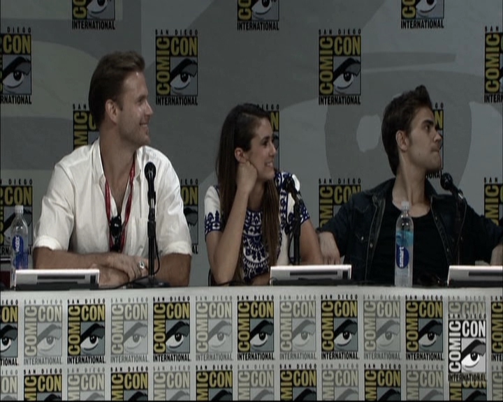 VampireDiariesWorld-dot-nl_S6TheVampireDiaires2014Comic-ConPanel1579.jpg