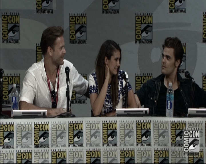 VampireDiariesWorld-dot-nl_S6TheVampireDiaires2014Comic-ConPanel1593.jpg