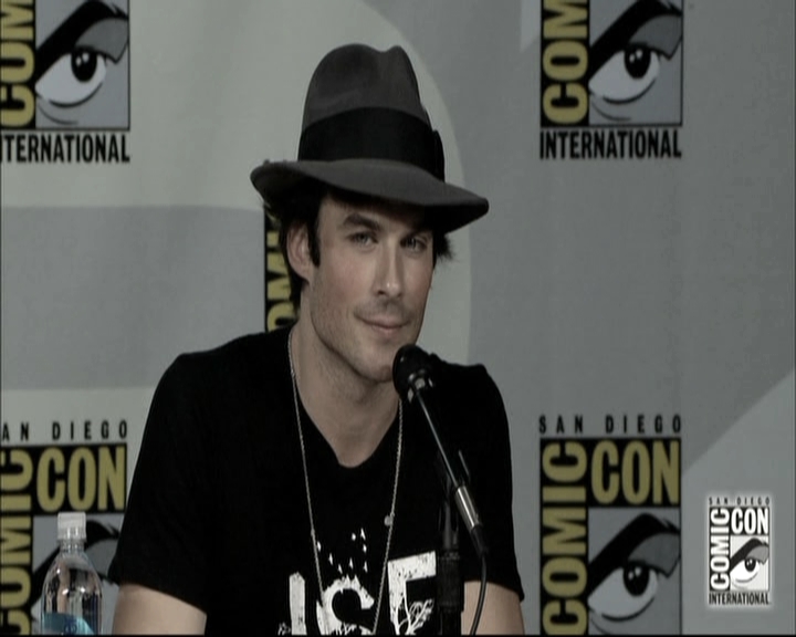 VampireDiariesWorld-dot-nl_S6TheVampireDiaires2014Comic-ConPanel1635.jpg