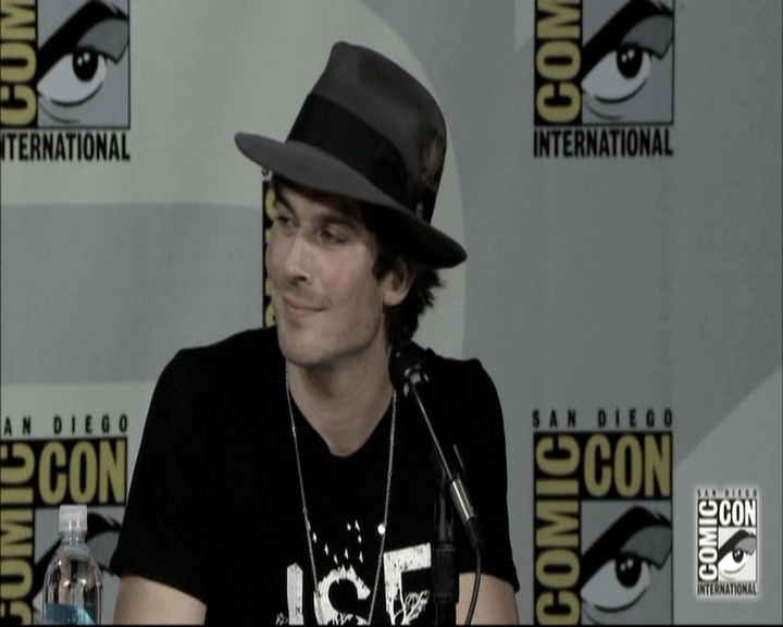 VampireDiariesWorld-dot-nl_S6TheVampireDiaires2014Comic-ConPanel1636.jpg