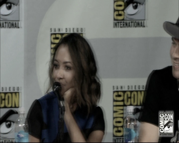 VampireDiariesWorld-dot-nl_S6TheVampireDiaires2014Comic-ConPanel1639.jpg