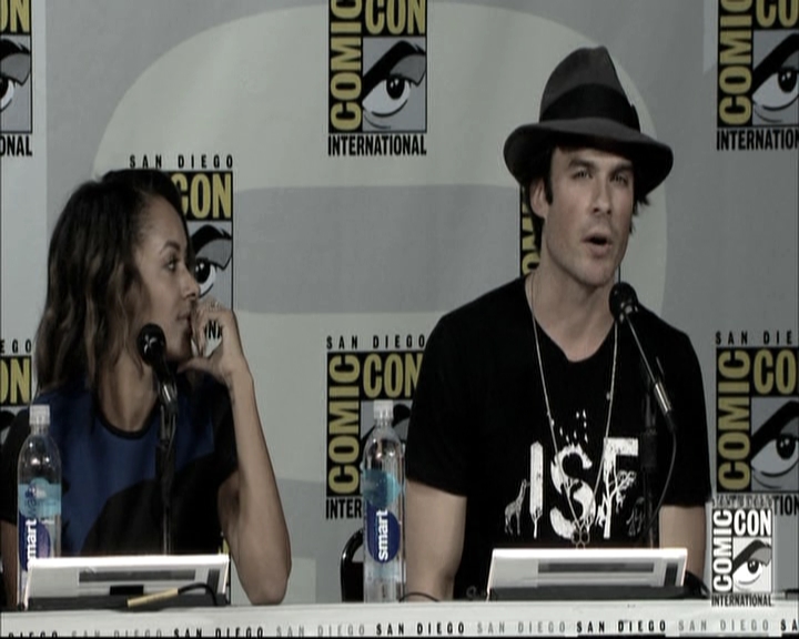 VampireDiariesWorld-dot-nl_S6TheVampireDiaires2014Comic-ConPanel1657.jpg