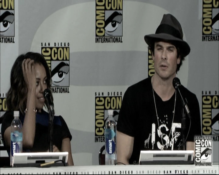 VampireDiariesWorld-dot-nl_S6TheVampireDiaires2014Comic-ConPanel1659.jpg