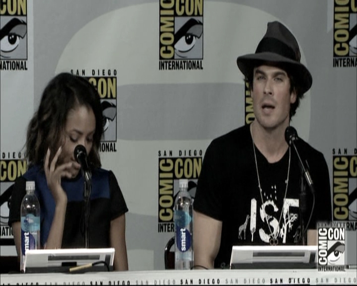 VampireDiariesWorld-dot-nl_S6TheVampireDiaires2014Comic-ConPanel1660.jpg