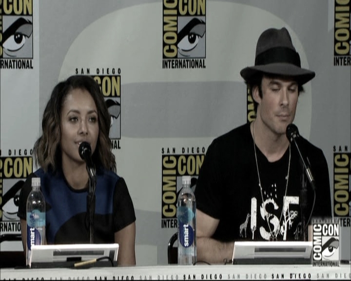 VampireDiariesWorld-dot-nl_S6TheVampireDiaires2014Comic-ConPanel1663.jpg