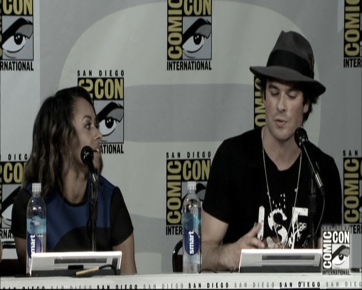 VampireDiariesWorld-dot-nl_S6TheVampireDiaires2014Comic-ConPanel1672.jpg