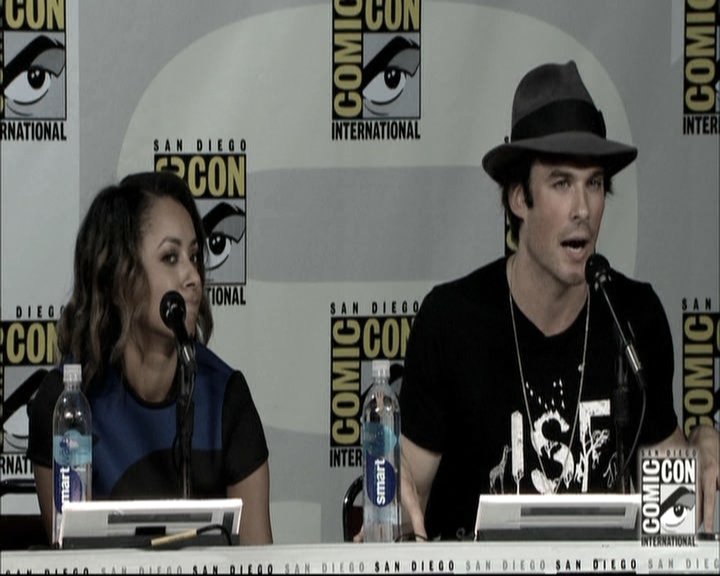 VampireDiariesWorld-dot-nl_S6TheVampireDiaires2014Comic-ConPanel1676.jpg