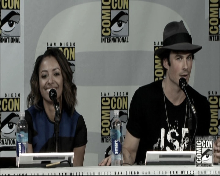 VampireDiariesWorld-dot-nl_S6TheVampireDiaires2014Comic-ConPanel1700.jpg