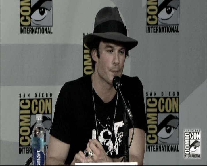 VampireDiariesWorld-dot-nl_S6TheVampireDiaires2014Comic-ConPanel1736.jpg