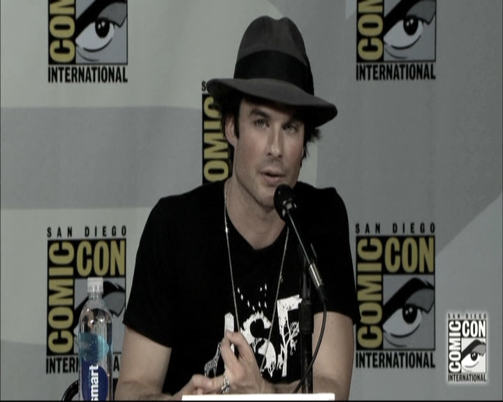 VampireDiariesWorld-dot-nl_S6TheVampireDiaires2014Comic-ConPanel1737.jpg