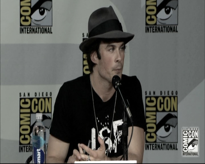 VampireDiariesWorld-dot-nl_S6TheVampireDiaires2014Comic-ConPanel1739.jpg