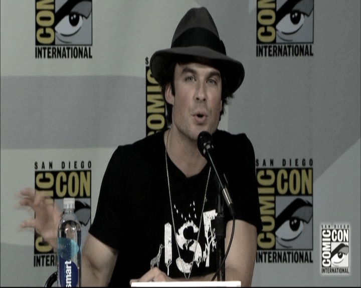 VampireDiariesWorld-dot-nl_S6TheVampireDiaires2014Comic-ConPanel1742.jpg