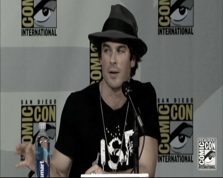 VampireDiariesWorld-dot-nl_S6TheVampireDiaires2014Comic-ConPanel1743.jpg