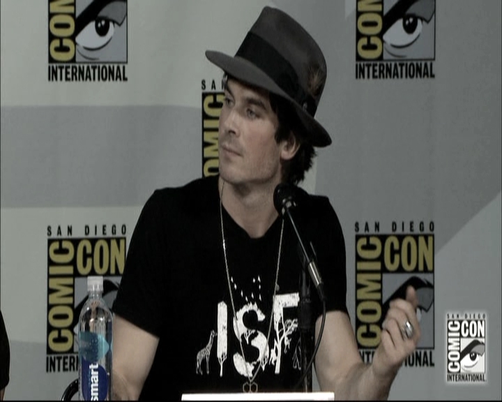 VampireDiariesWorld-dot-nl_S6TheVampireDiaires2014Comic-ConPanel1746.jpg