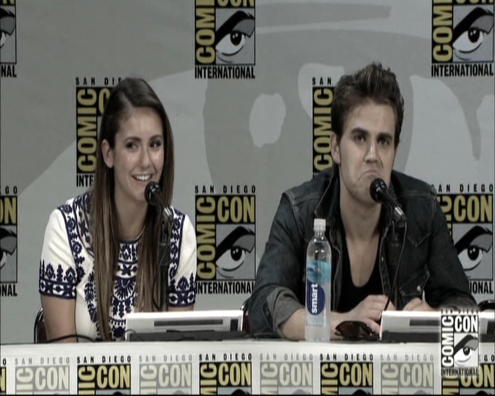 VampireDiariesWorld-dot-nl_S6TheVampireDiaires2014Comic-ConPanel1764.jpg