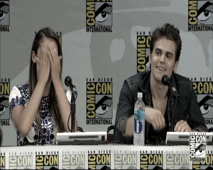 VampireDiariesWorld-dot-nl_S6TheVampireDiaires2014Comic-ConPanel1769.jpg