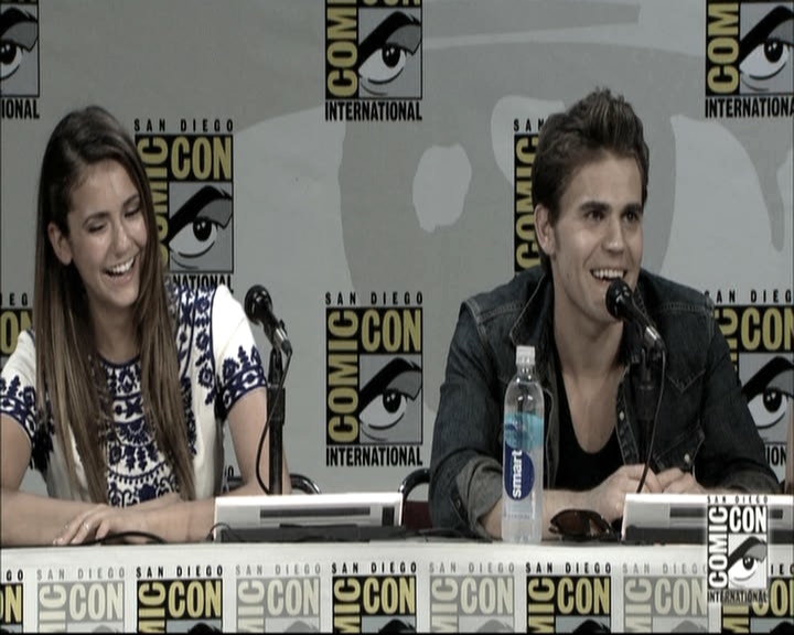 VampireDiariesWorld-dot-nl_S6TheVampireDiaires2014Comic-ConPanel1773.jpg