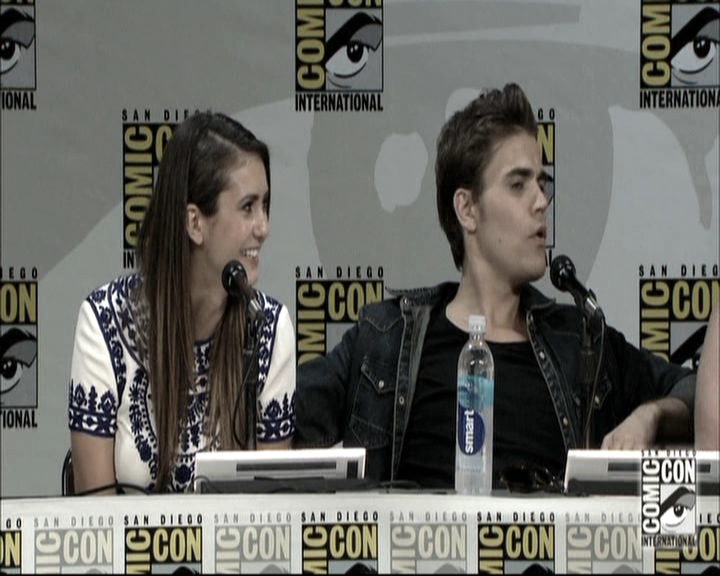 VampireDiariesWorld-dot-nl_S6TheVampireDiaires2014Comic-ConPanel1794.jpg