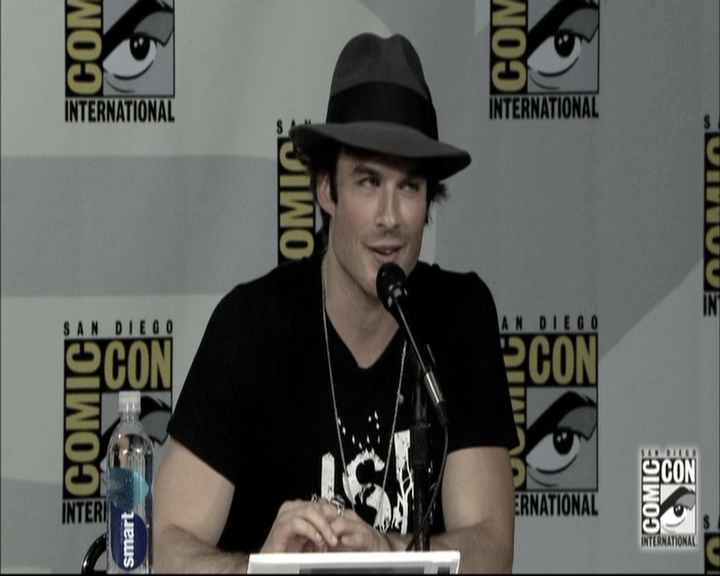 VampireDiariesWorld-dot-nl_S6TheVampireDiaires2014Comic-ConPanel1805.jpg