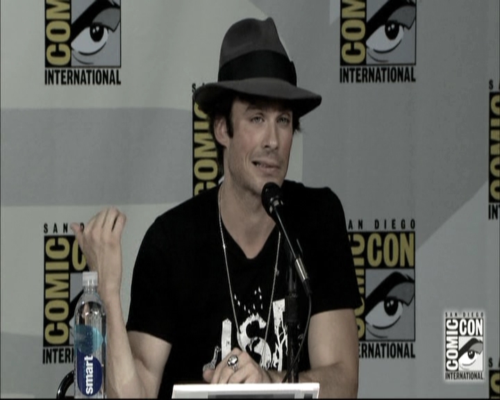 VampireDiariesWorld-dot-nl_S6TheVampireDiaires2014Comic-ConPanel1813.jpg