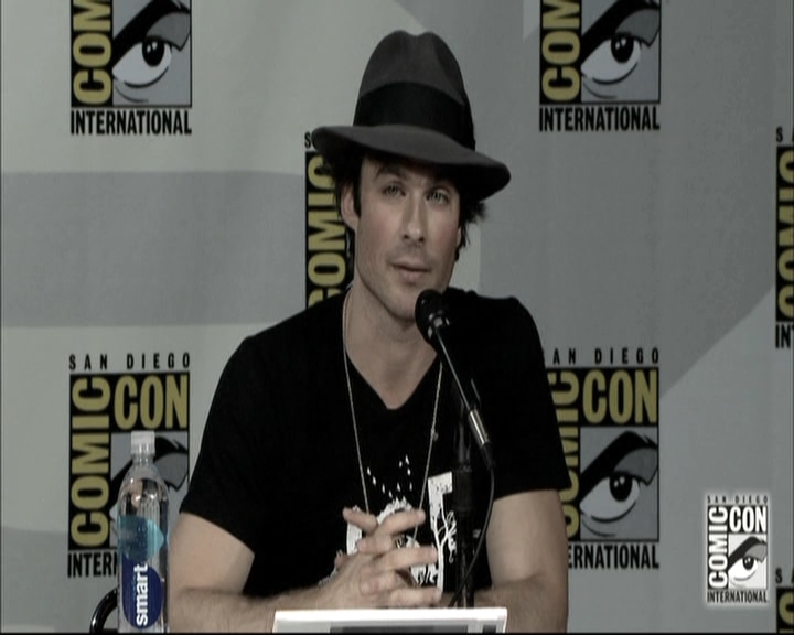 VampireDiariesWorld-dot-nl_S6TheVampireDiaires2014Comic-ConPanel1815.jpg