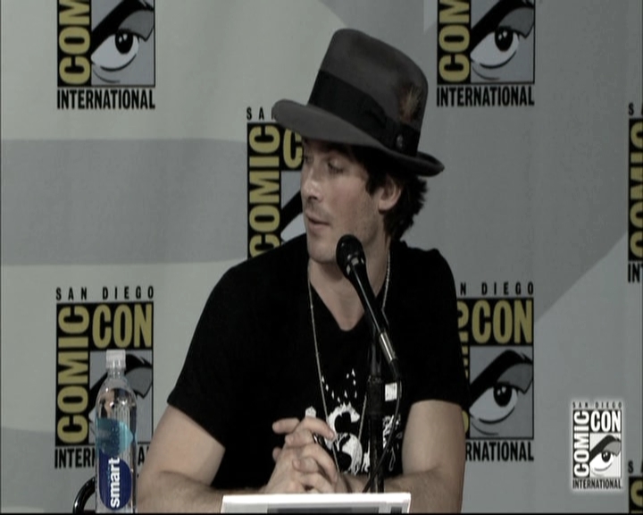 VampireDiariesWorld-dot-nl_S6TheVampireDiaires2014Comic-ConPanel1816.jpg