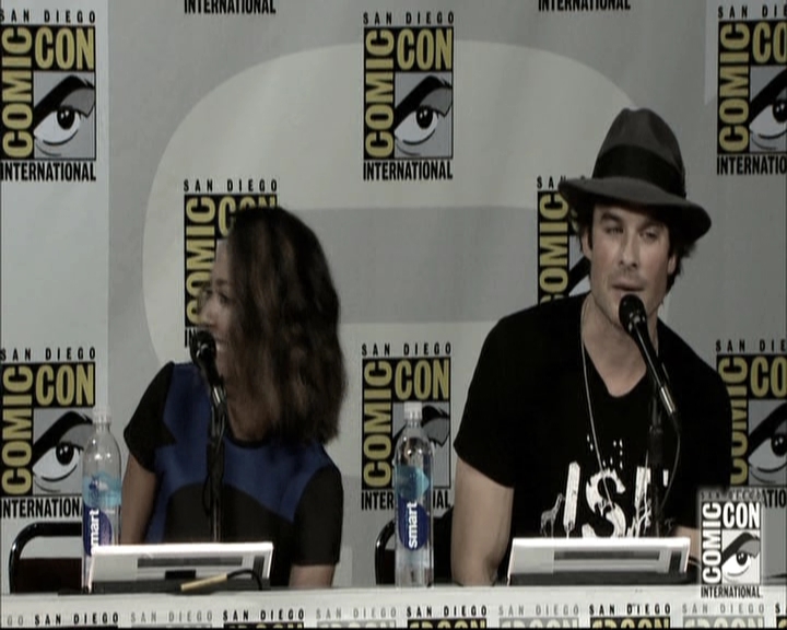 VampireDiariesWorld-dot-nl_S6TheVampireDiaires2014Comic-ConPanel1820.jpg