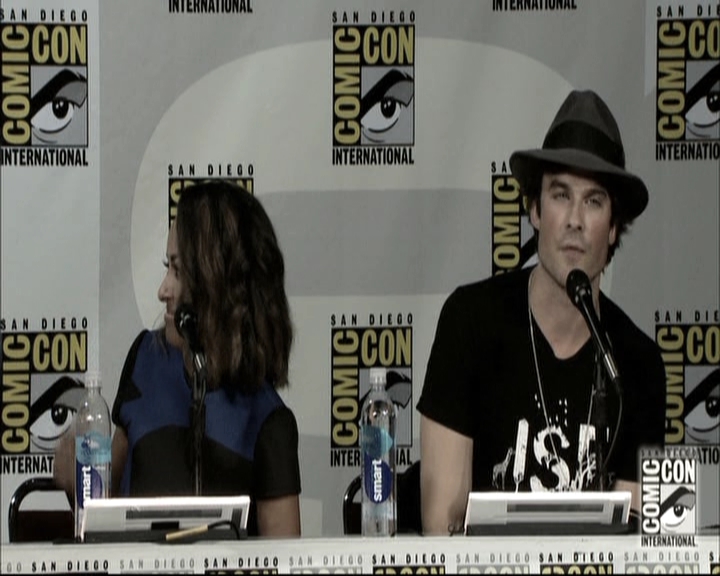 VampireDiariesWorld-dot-nl_S6TheVampireDiaires2014Comic-ConPanel1821.jpg