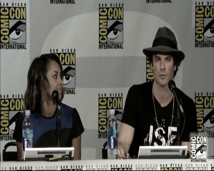 VampireDiariesWorld-dot-nl_S6TheVampireDiaires2014Comic-ConPanel1831.jpg