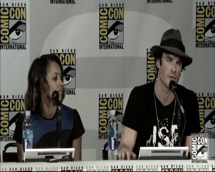 VampireDiariesWorld-dot-nl_S6TheVampireDiaires2014Comic-ConPanel1834.jpg