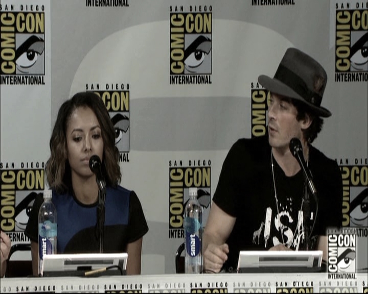 VampireDiariesWorld-dot-nl_S6TheVampireDiaires2014Comic-ConPanel1846.jpg
