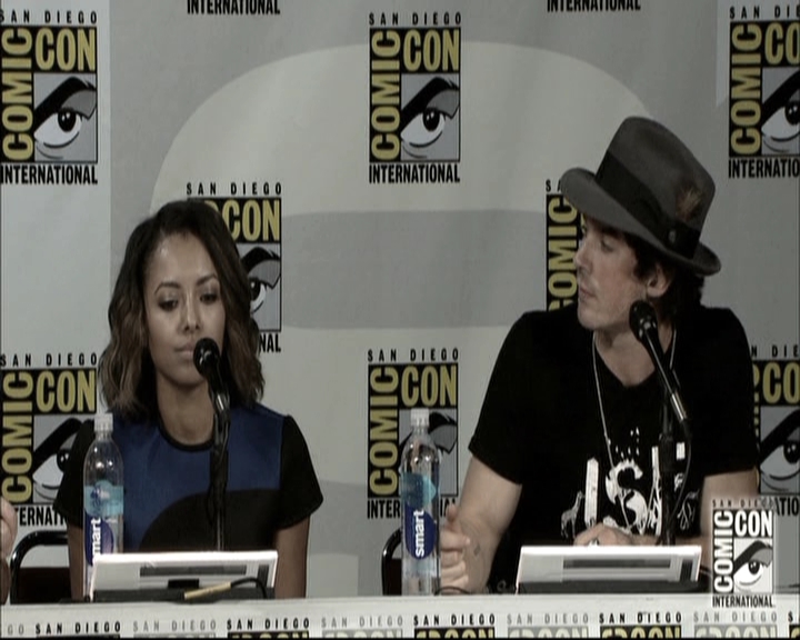 VampireDiariesWorld-dot-nl_S6TheVampireDiaires2014Comic-ConPanel1847.jpg