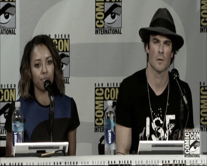 VampireDiariesWorld-dot-nl_S6TheVampireDiaires2014Comic-ConPanel1877.jpg