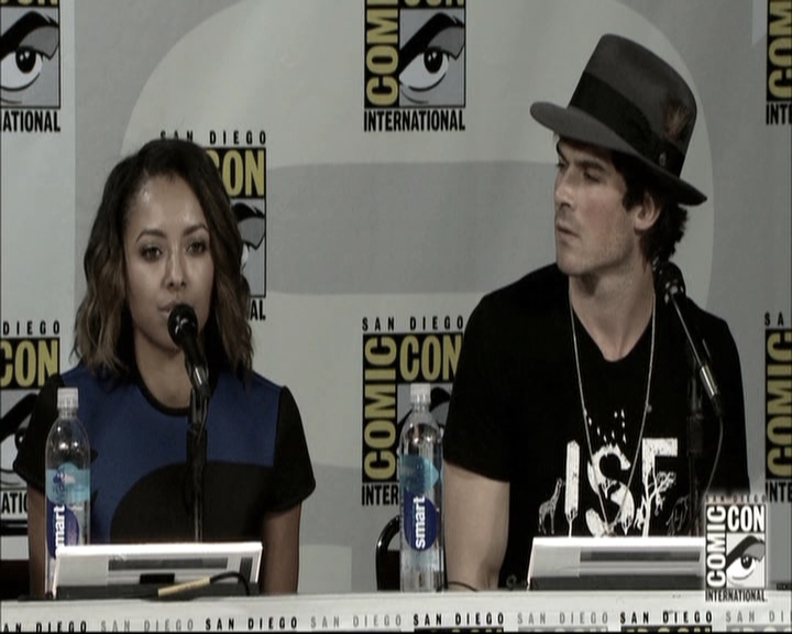 VampireDiariesWorld-dot-nl_S6TheVampireDiaires2014Comic-ConPanel1883.jpg